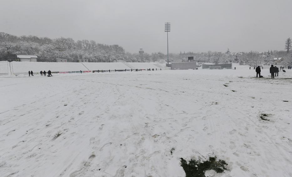 Superliga odlaganje utakmica zbog snega saopštenje