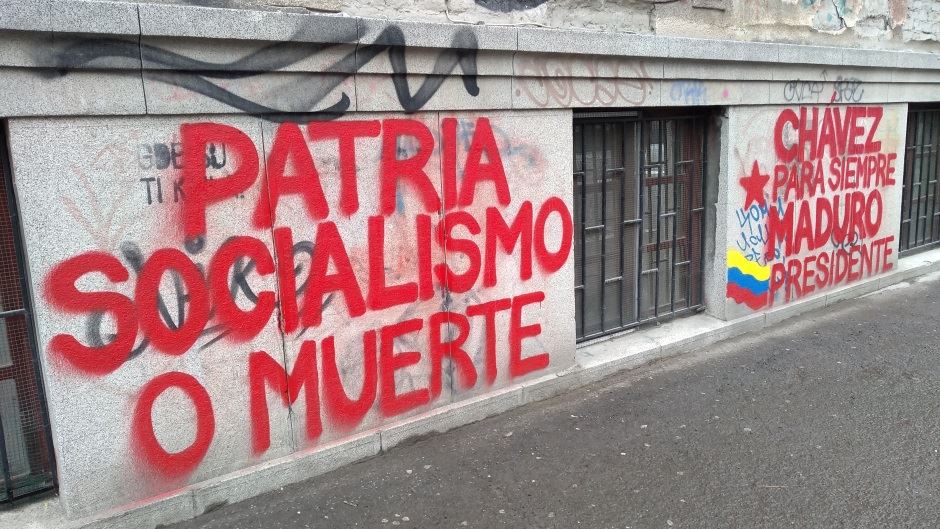 Novi Sad osvanuli grafiti podrške Nikolasu Maduru