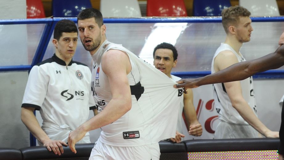 Đorđe Gagić igrao meč u Dubaiju dok su bombe padale