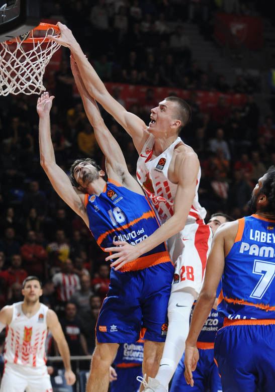 Crvena zvezda - Valensija 76:73 Trojka Brauna u poslednjoj sekundi za pobedu! FOTOGRAFIJE