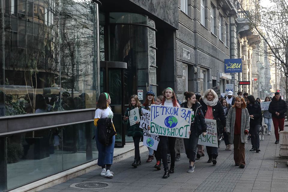 Klimatski štrajk u Beogradu FOTOGRAFIJE