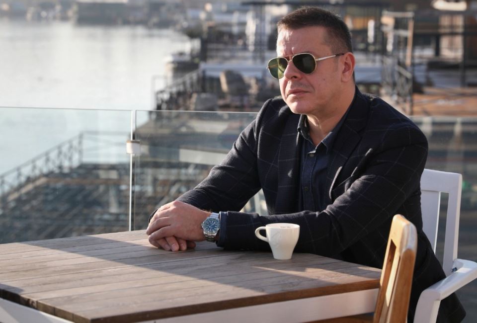 Vlado Georgiev o Zemlji kao ravnoj ploči