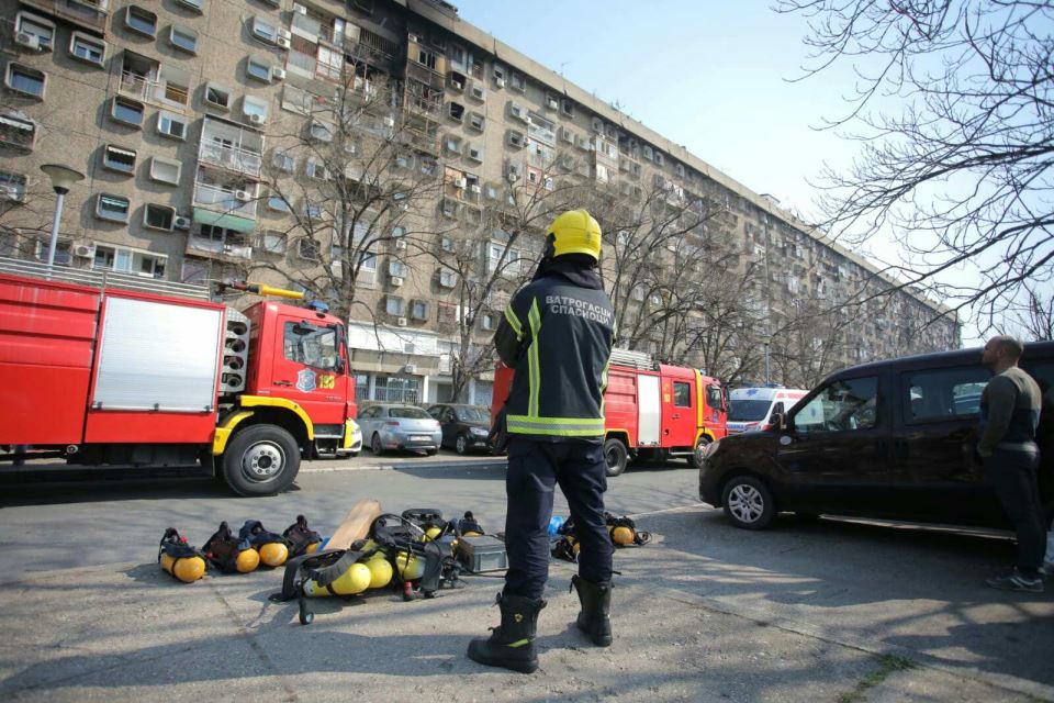 POŽAR na Novom Beogradu: Šest osoba poginulo FOTOGRAFIJE