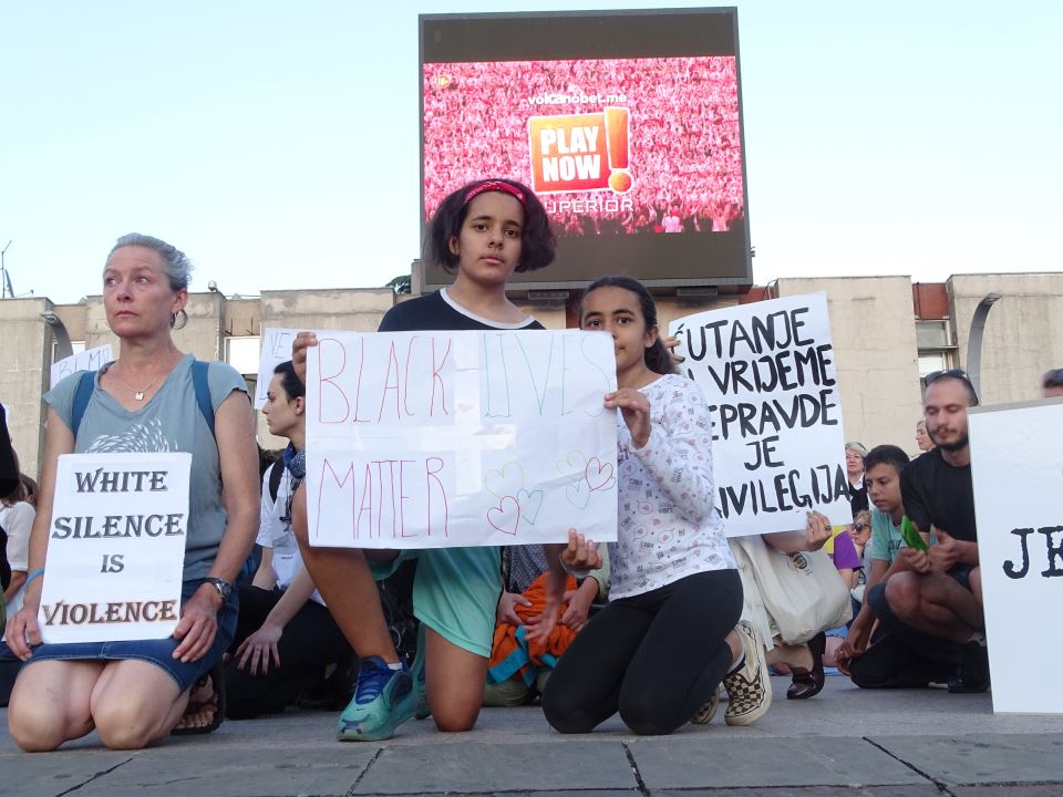 Crna Gora protest u Podgorici protiv rasizma 