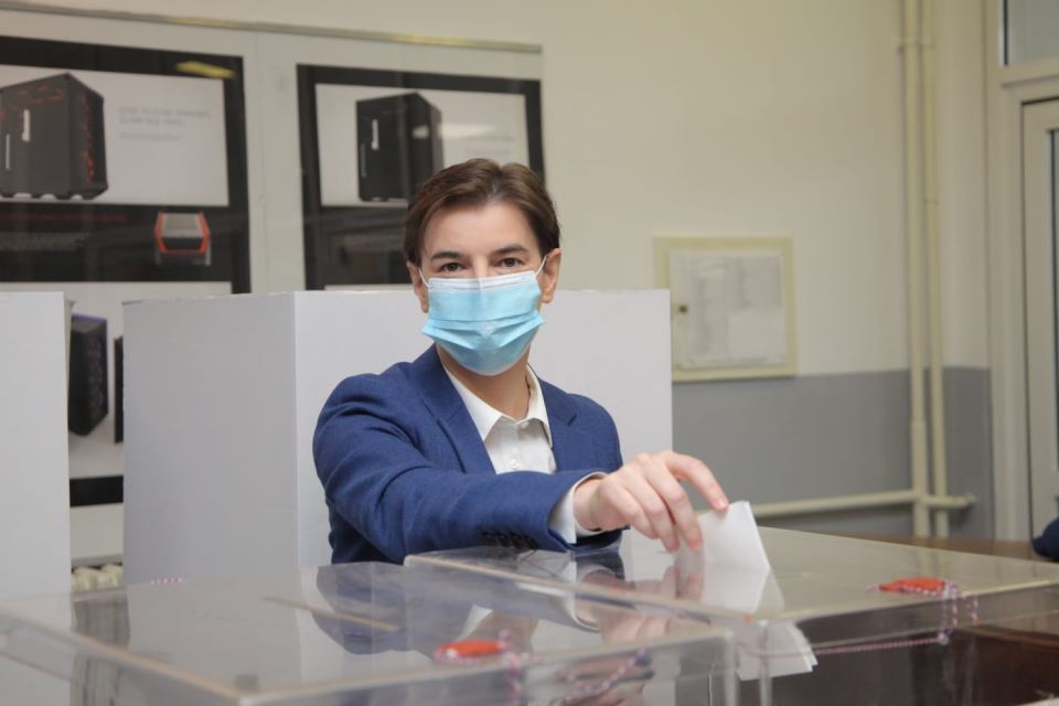 Izbori, glasala Ana Brnabić, Darija Kisić, Ivica Dačić...