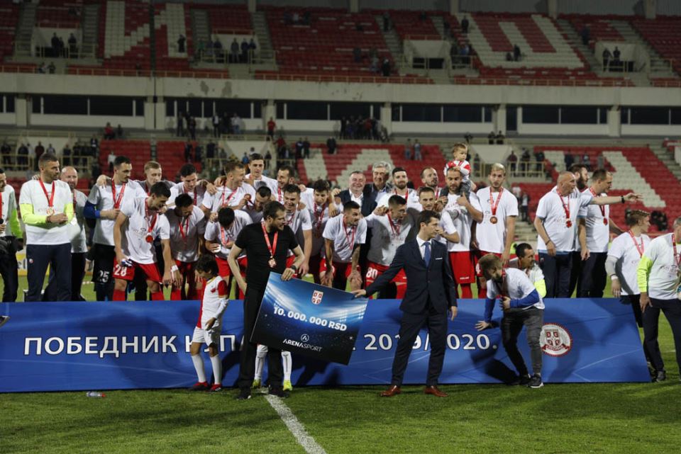 Nikola Drinčić osvojio Kup Vojvodina Partizan predao trofej i traku Emil Rockov Grobari skandiranje