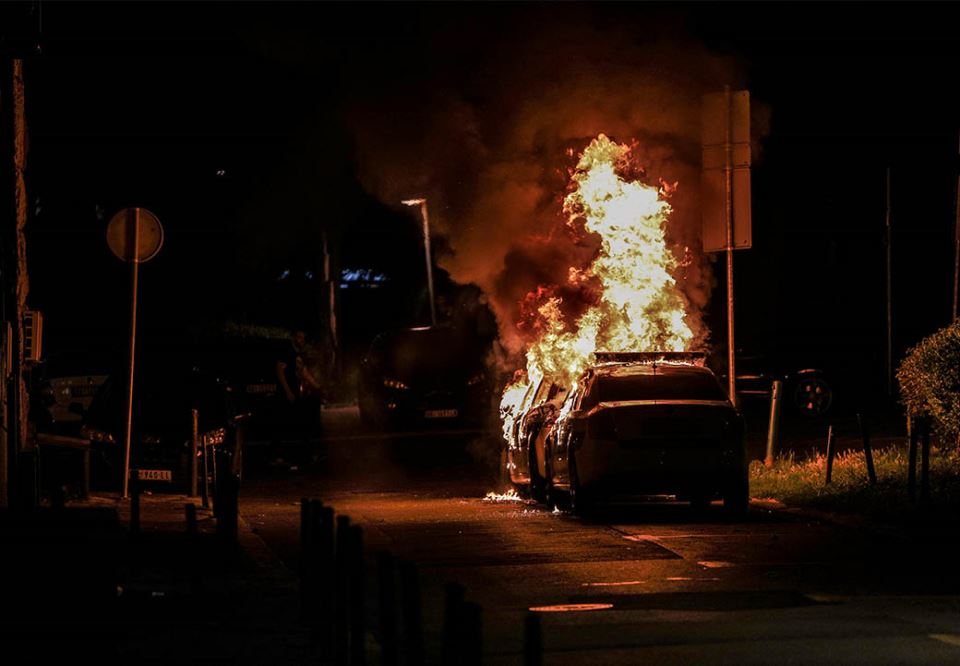 Beograd Skupština Srbije protesti policijski čas policija demonstranti organizatori video foto