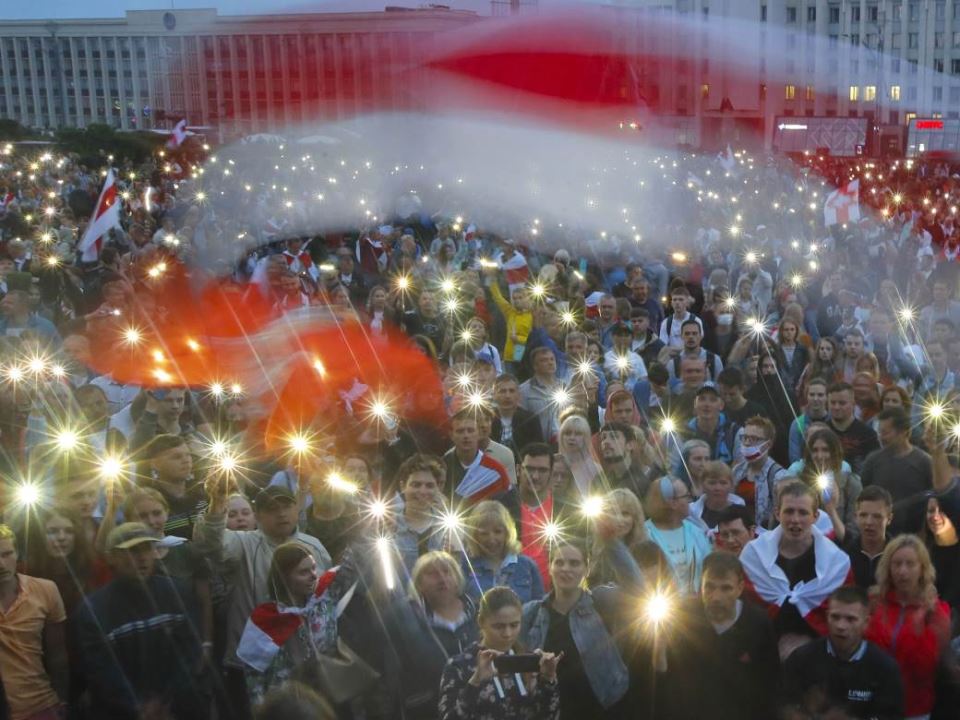 belorusija protesti kontramiting lukašenko foto video