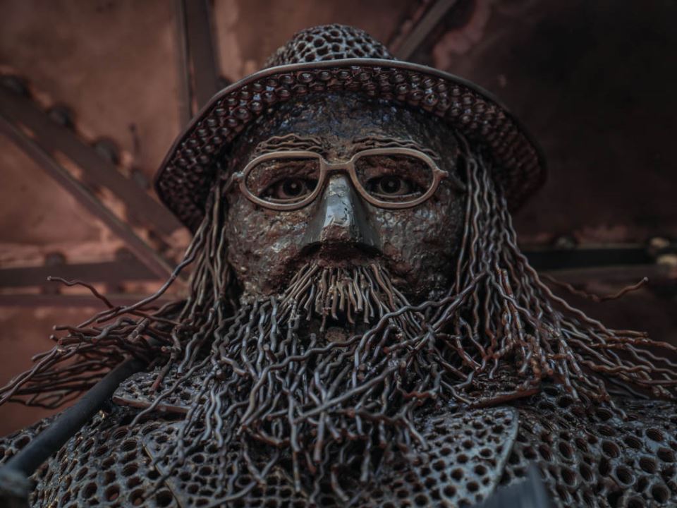 Raša Popov spomenik Beograd rasprava drustvene mreze