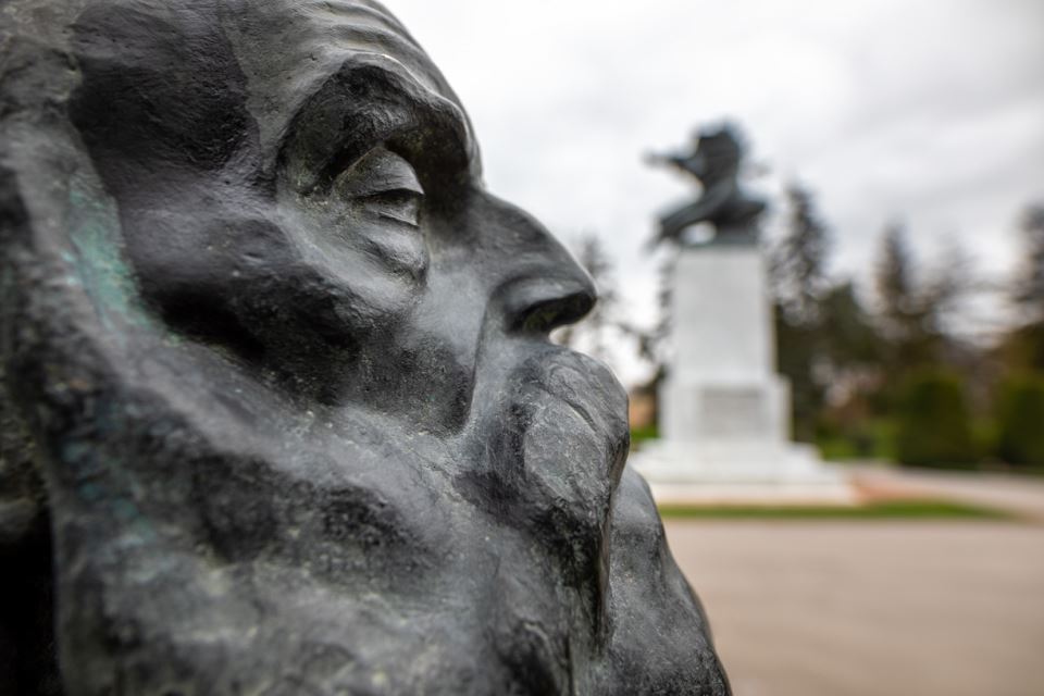 slepi guslar skulptura spomenik kalemegdan