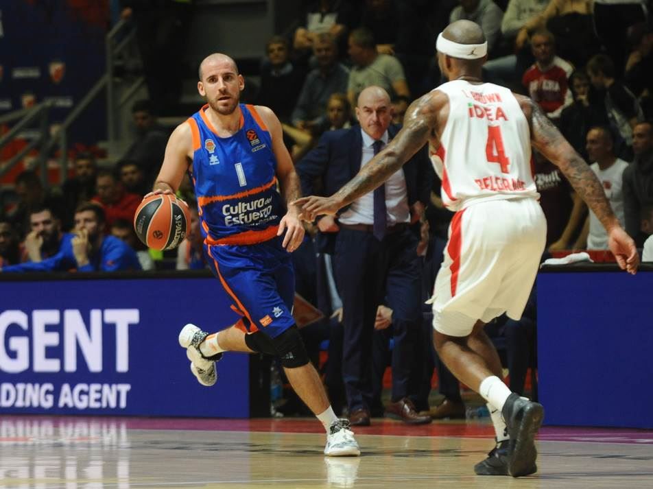 kino kolom pojacanje crvena zvezda novi plejmejker 