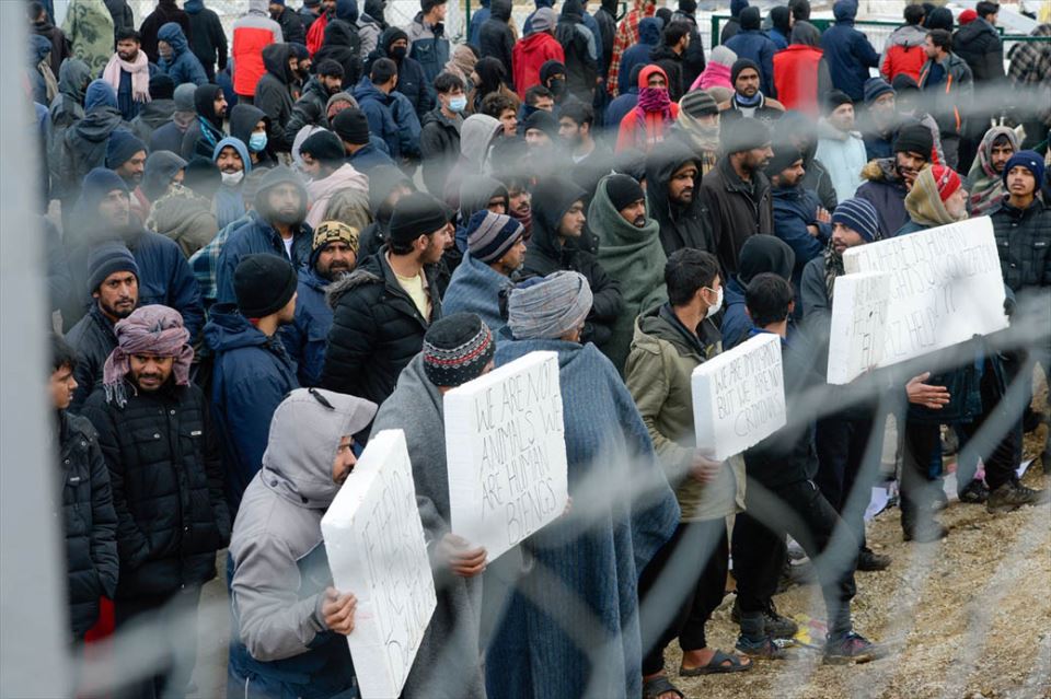 migranti bihac protest kamp lipa pozar bosna i hercegovina fotografije