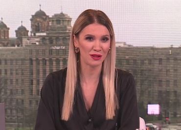 bojana ristivojevic jutarnji porgram mini suknja foto
