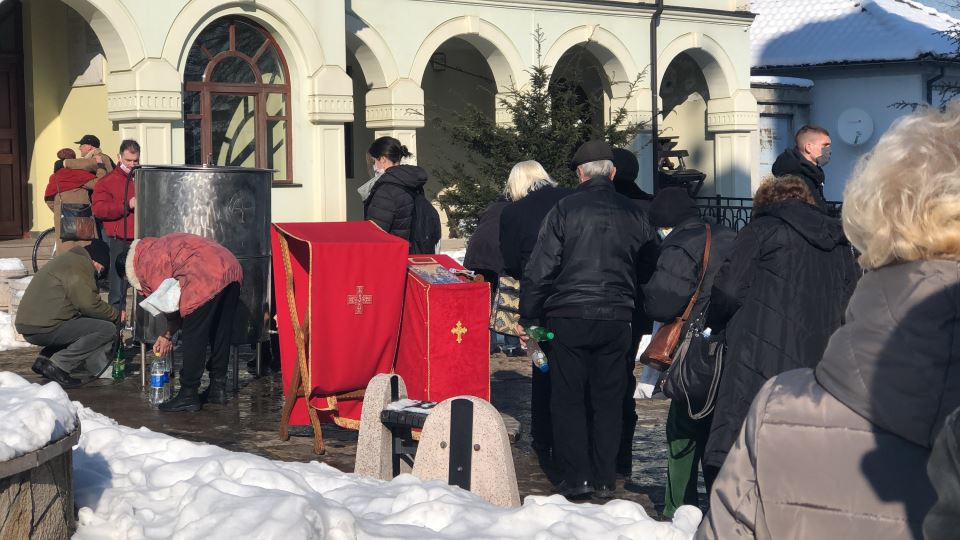 bogojavljenje obicaj sveta vodica crkva plivanje za casni krst