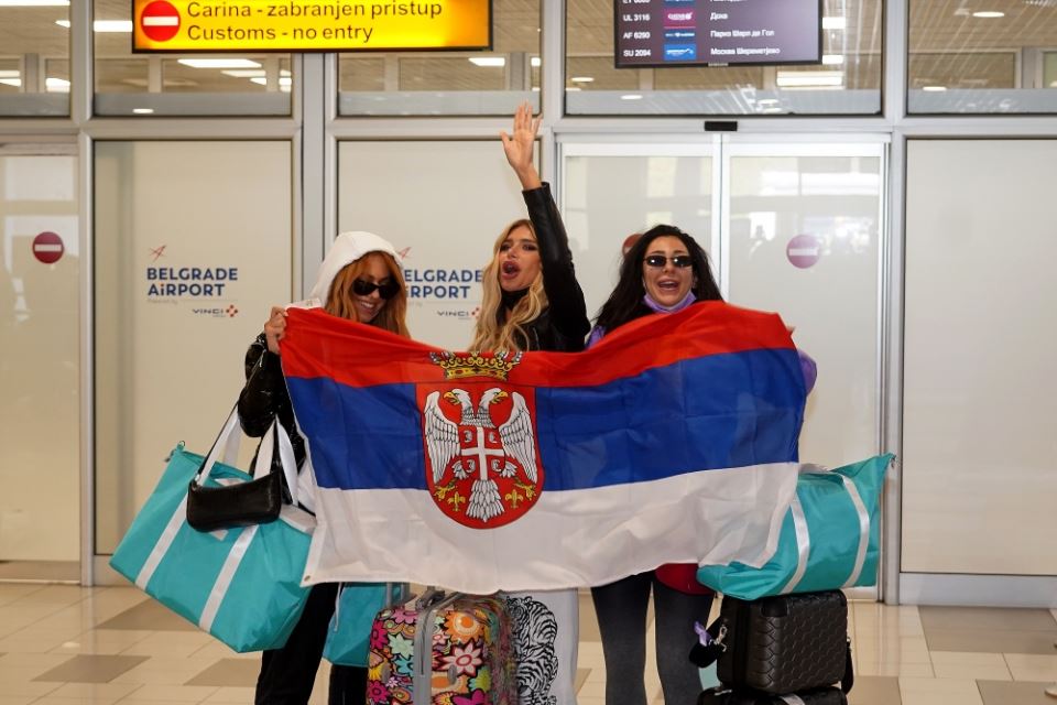 hurricane eurosong stigle u beograd marija serifovic