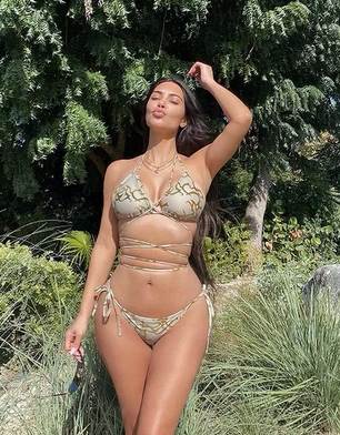 kim kardasijan u kupacem foto