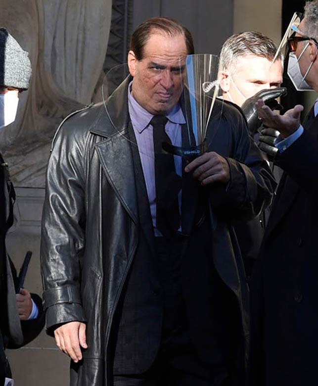 kolin farel batman pingvin maska neprepoznatljiv fotografije