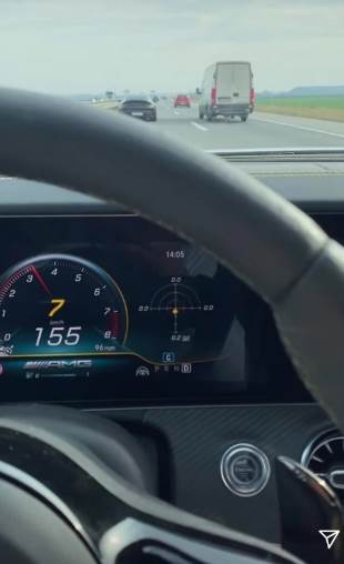 dara bubamra kola brza voznja deca instagram foto