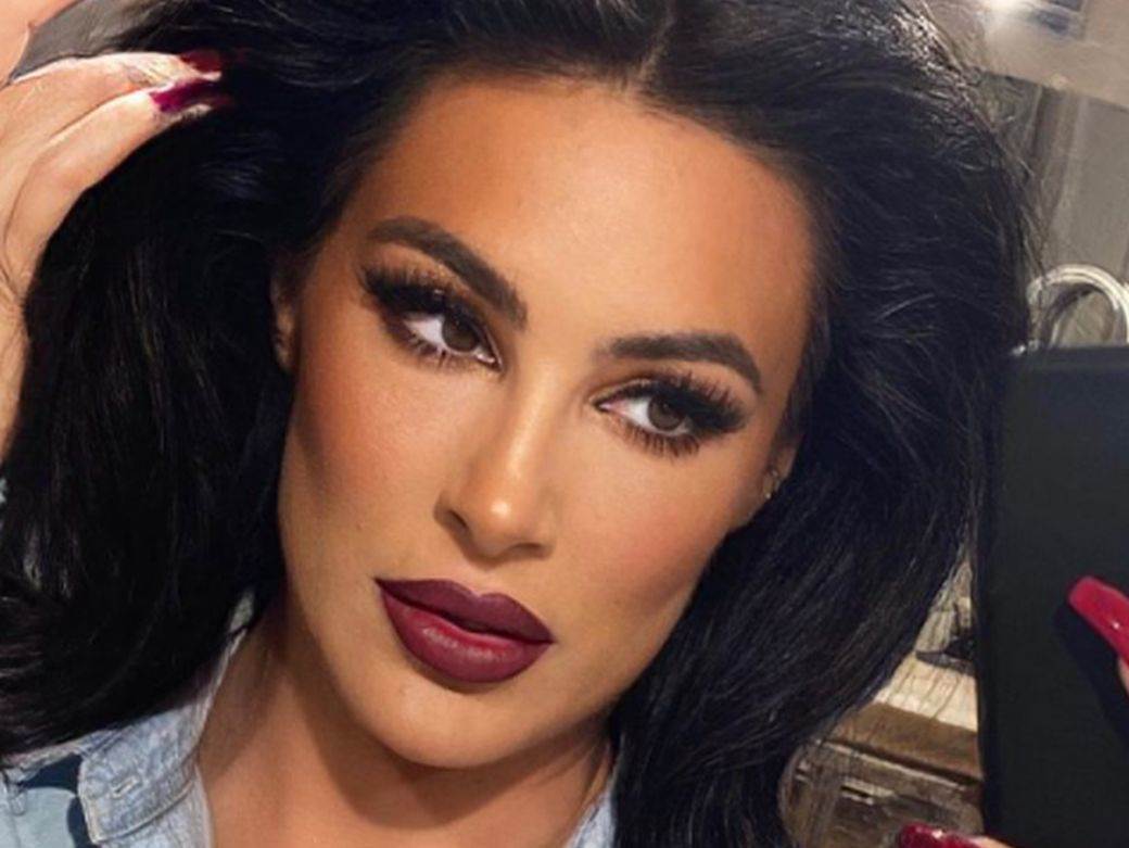 Pred Senidin nastup izbio skandal pa prekinut intervju