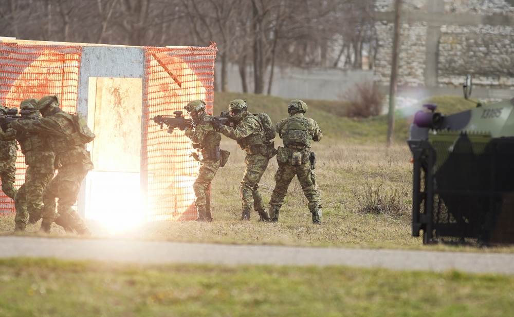 vojna vežba pančevo vojska srbije fotografije