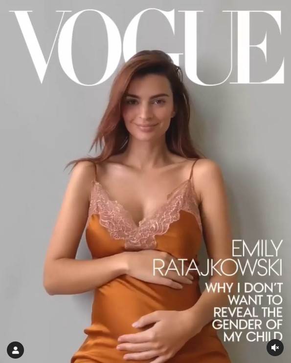 emili ratajkovski trudna fotografije gola