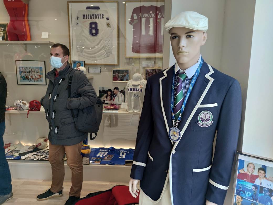 muzej sporta banjaluka novak djokovic pele maradona fotografije