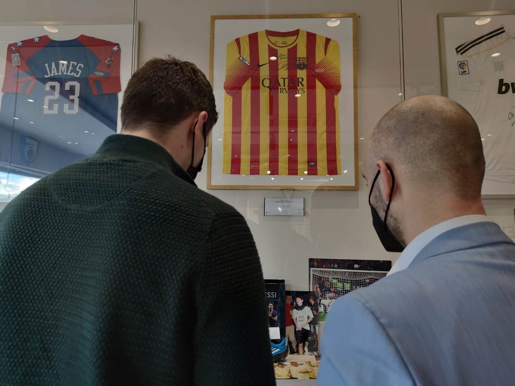 muzej sporta banjaluka novak djokovic pele maradona fotografije