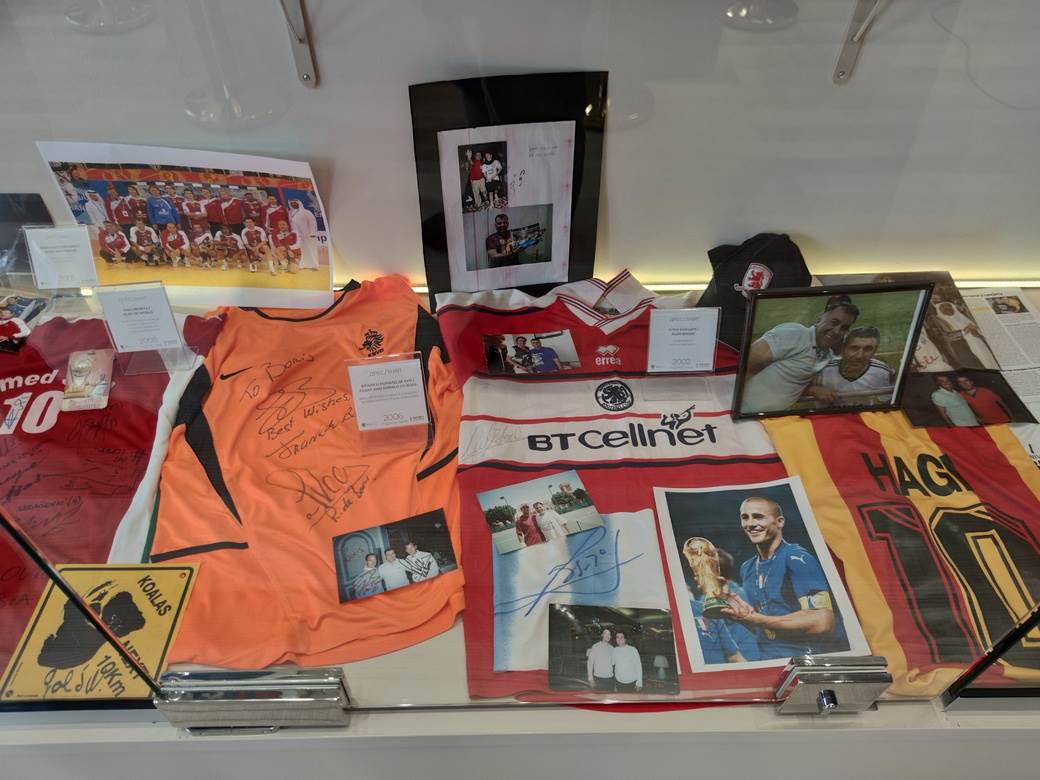 muzej sporta banjaluka novak djokovic pele maradona fotografije