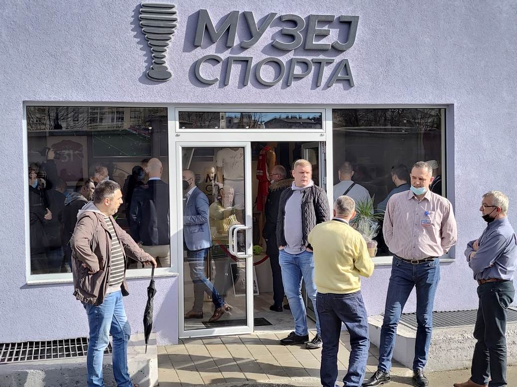 muzej sporta banjaluka novak djokovic pele maradona fotografije