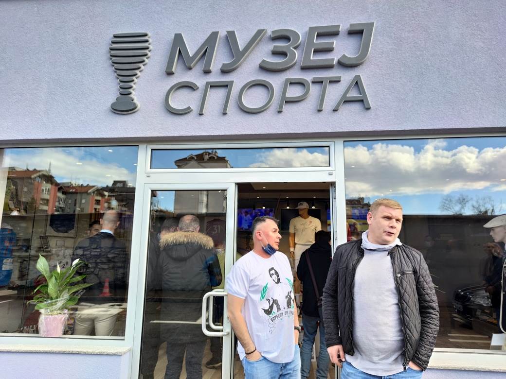 muzej sporta banjaluka novak djokovic pele maradona fotografije