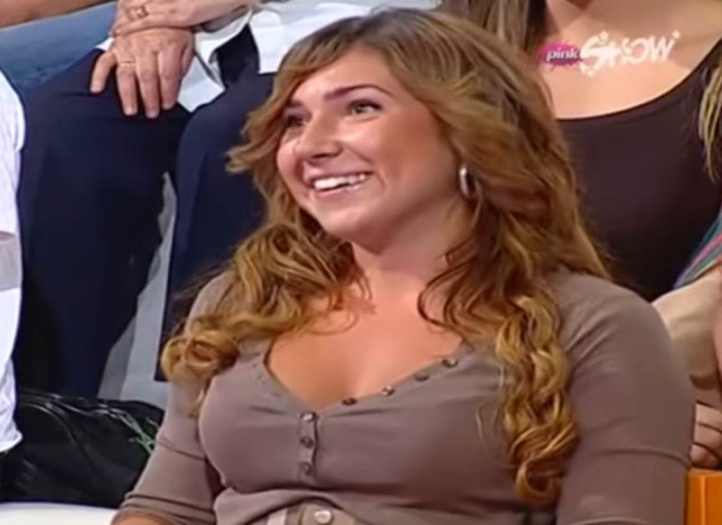 jovana jeremic peva uzivo video