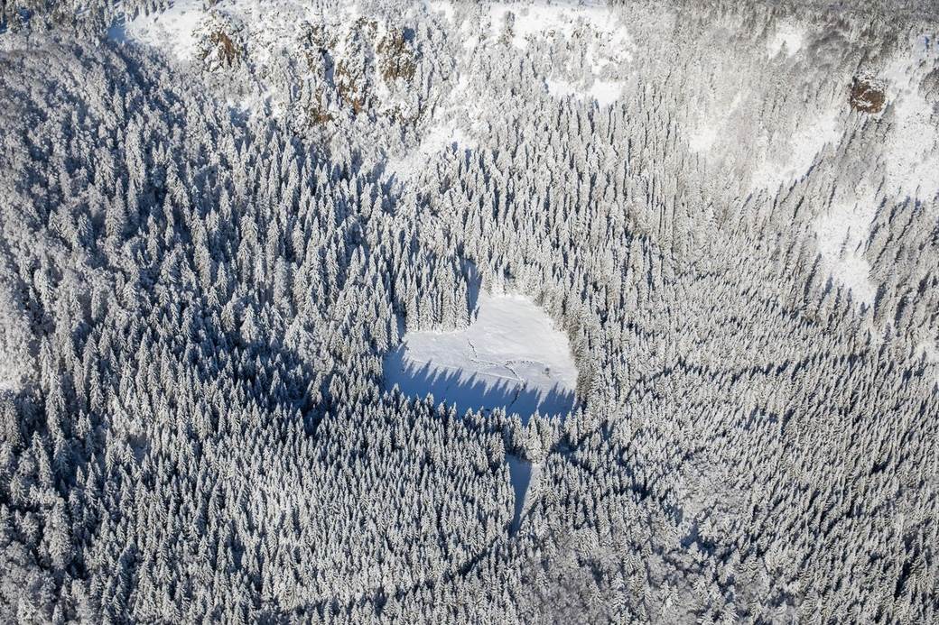 galešnjak zadar hrvatska dan zaljubljenih srce srcolik oblik prirodni fenomen