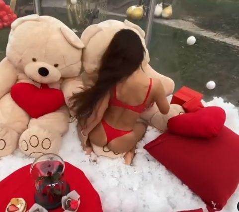 stanija dobrojevic donji ves guza grudi seksi