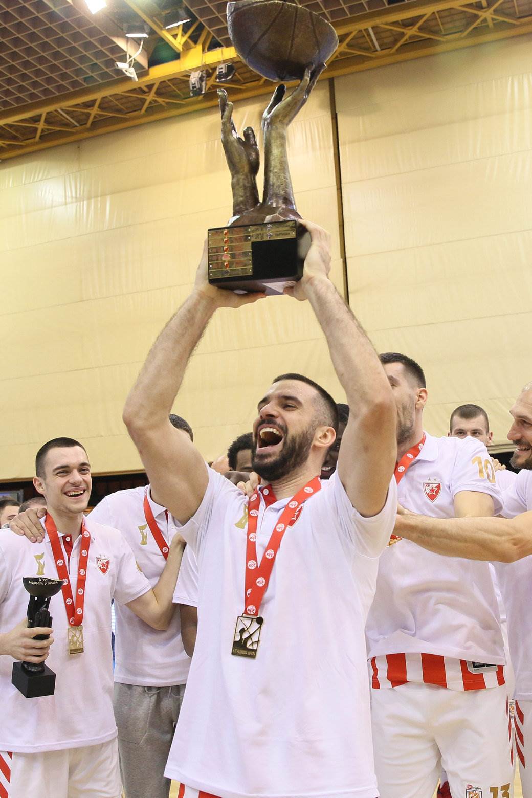 crvena zvezda osvojila kup radivoja koraca 2021