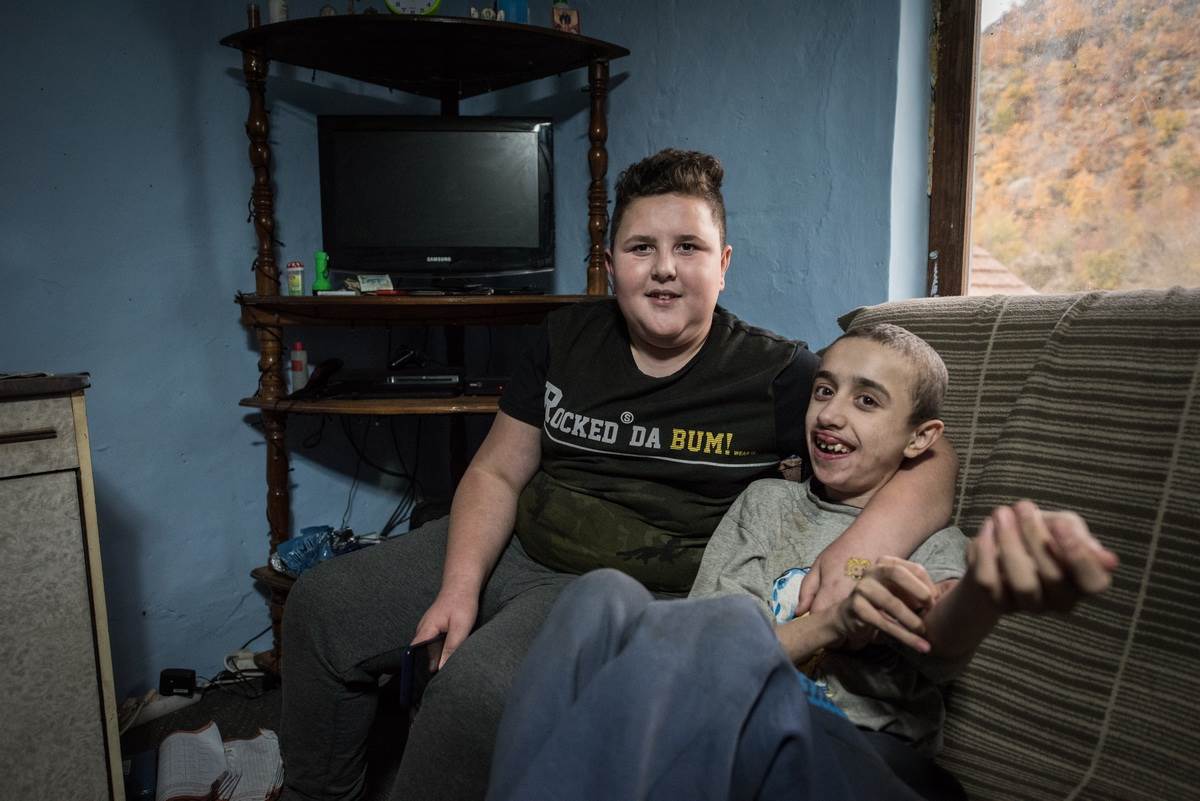 darko arsovski bolestan decak bujanovac selo starac decja paraliza