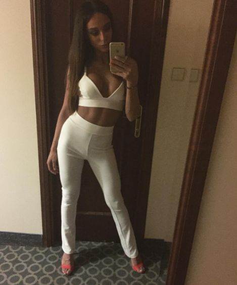 edita aradinovic trbusnjaci stomak zgodna telo