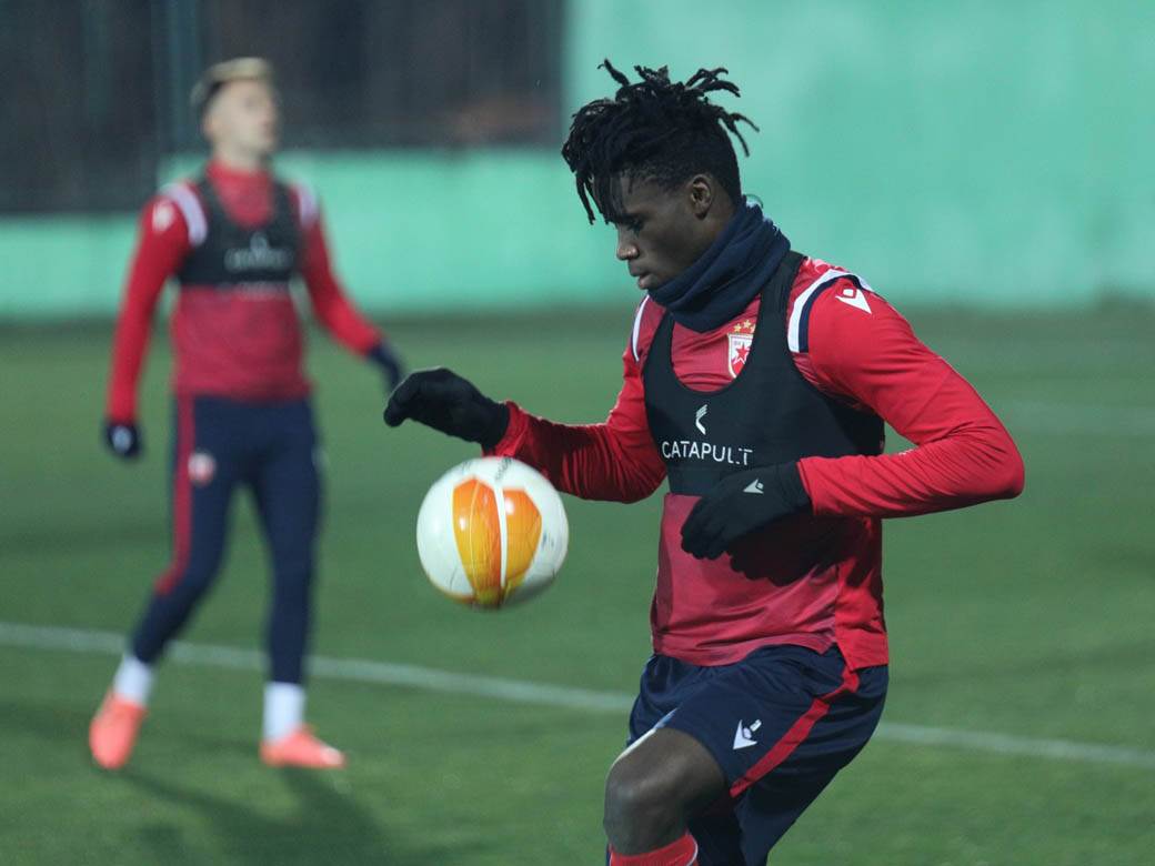 crvena zvezda milan trening marakana dejan stanković