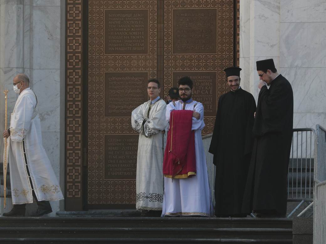 srpska pravoslavna crkva izbor novog srpskog patrijarha otac matej manastir sisojevac izvlaci ime