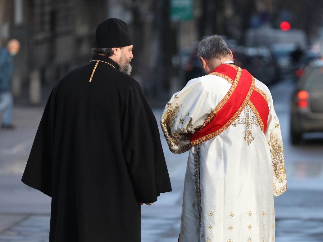 srpska pravoslavna crkva izbor novog srpskog patrijarha otac matej manastir sisojevac izvlaci ime