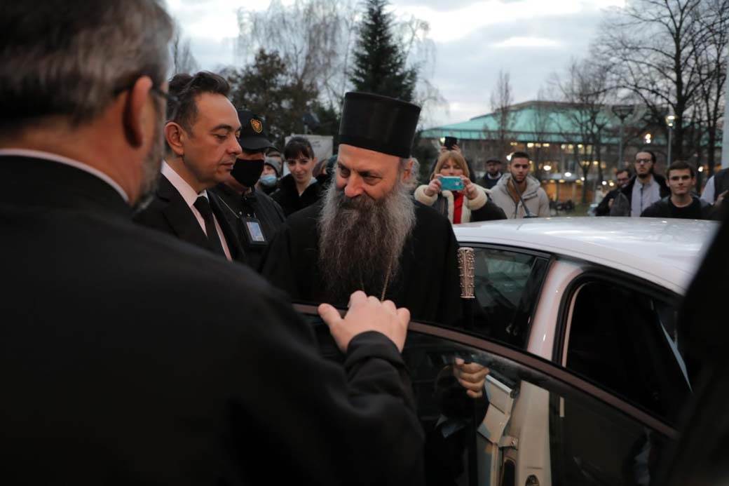 novi patrijarh porfirije slike video