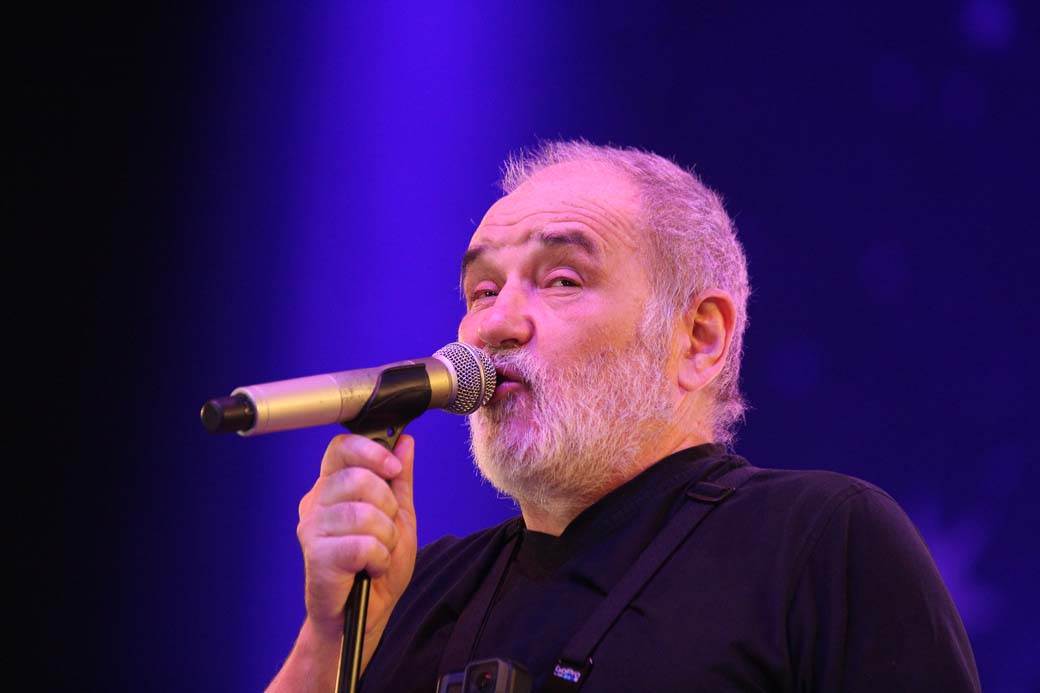 djordje balasevic umro preminuo dino merlin oprostaj