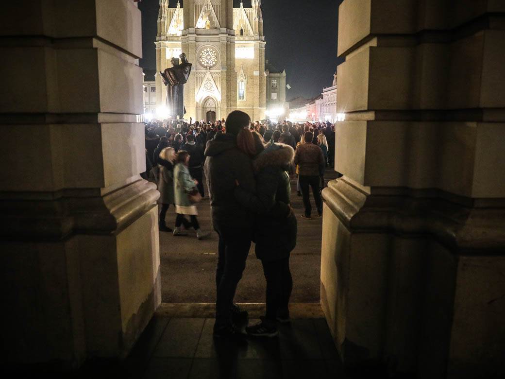 djordje balasevic umro poslednji koncert u novom sadu video