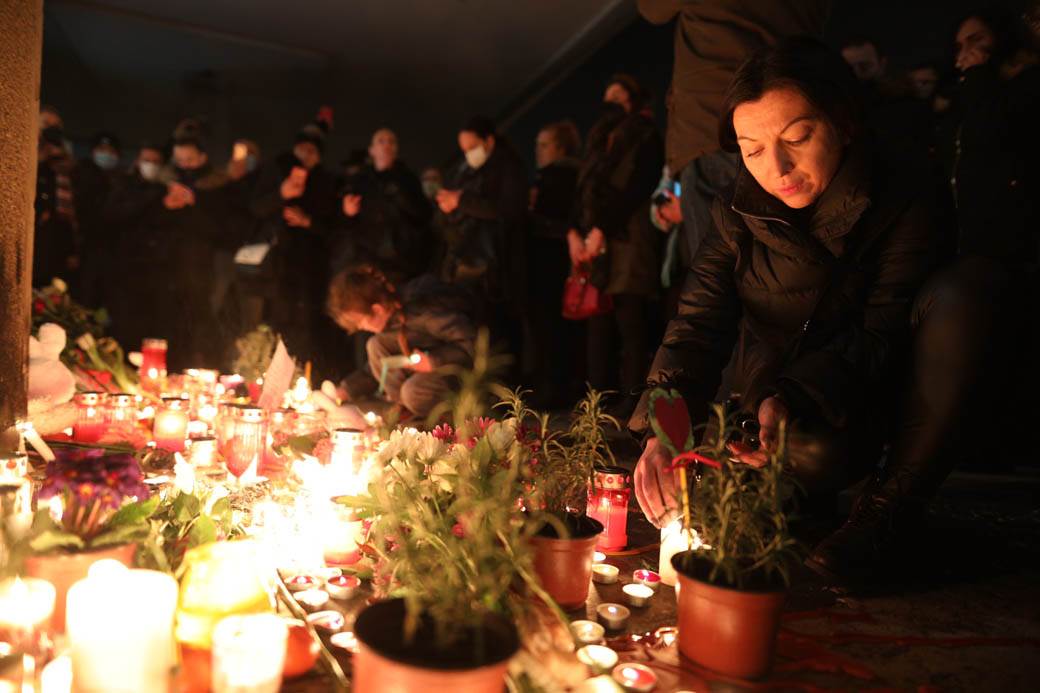 Frajle odgovorile Bebi Balašević