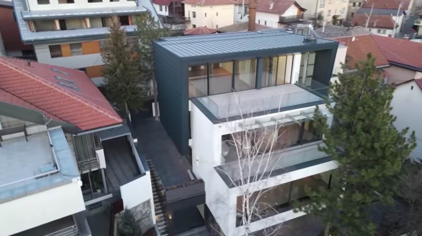 edin dzeko luksuzna vila sarajevo cetiri sprata bosna i hercegovina foto