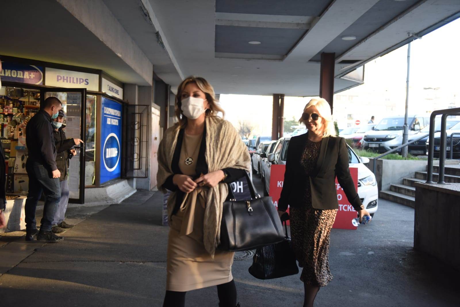 aleksandar vucic sednica predsednista sns