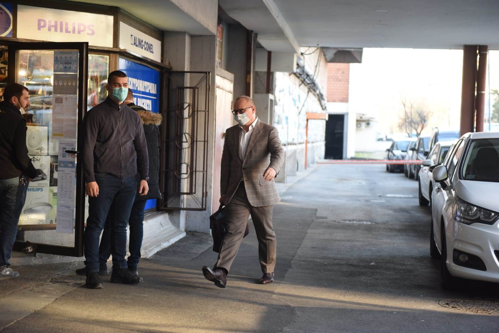 aleksandar vucic sednica predsednista sns