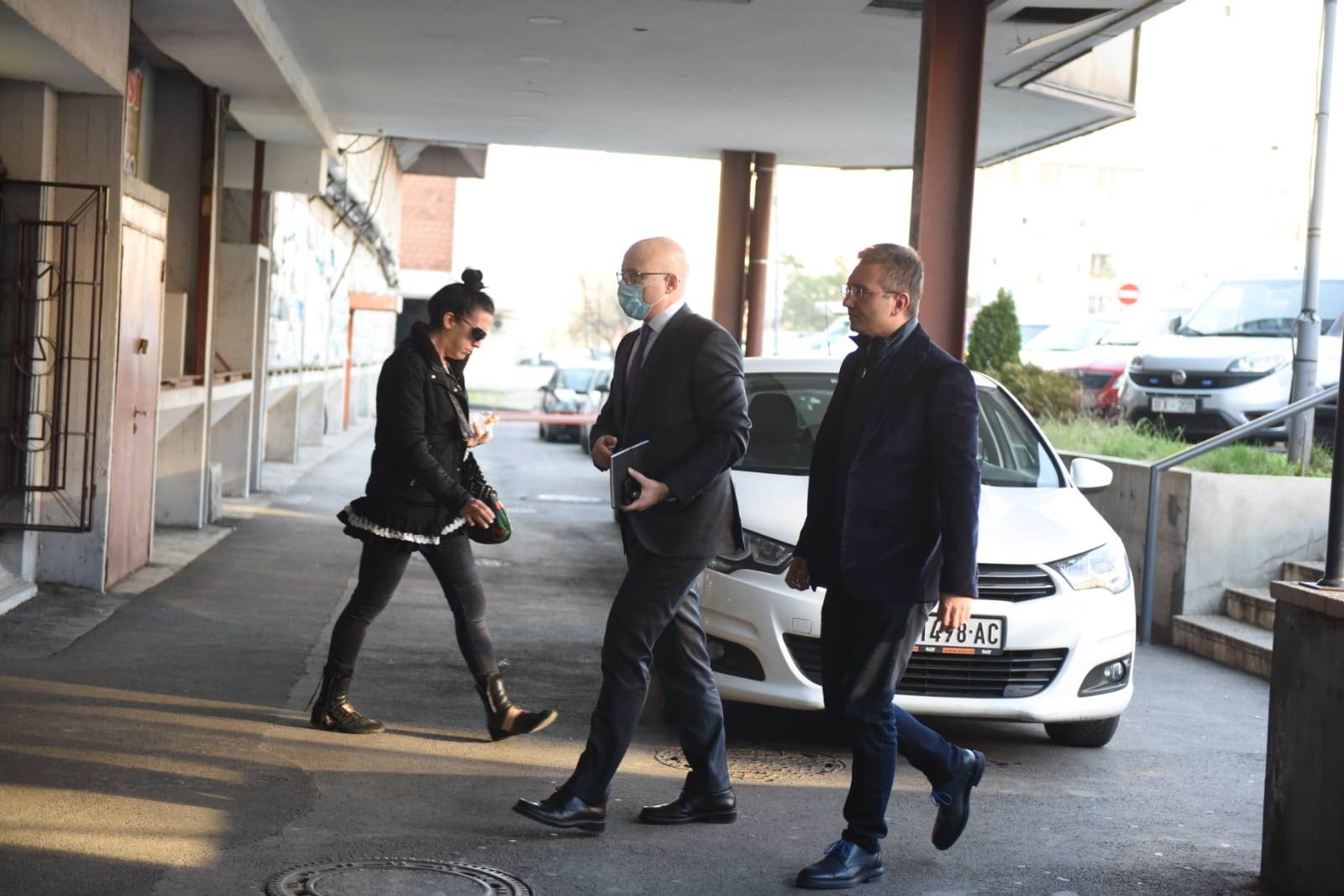 aleksandar vucic sednica predsednista sns