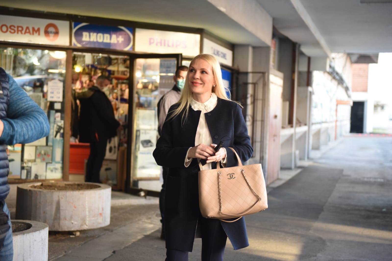 aleksandar vucic sednica predsednista sns