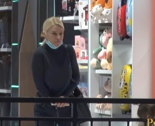 natasa bekvalac u kupacem foto