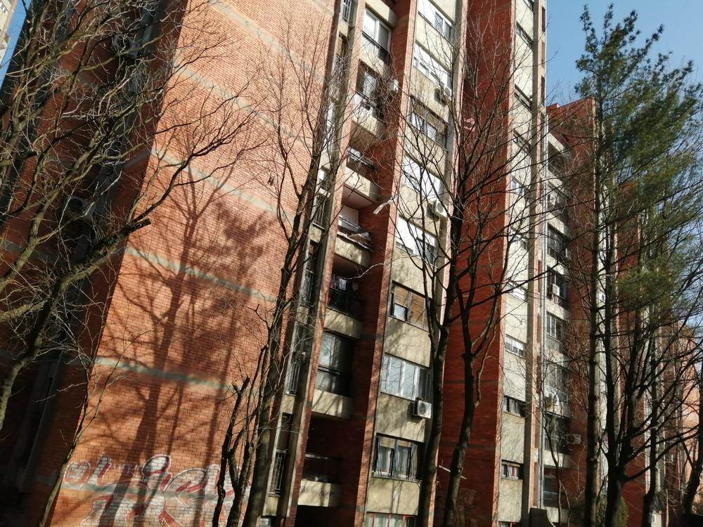 pronadjen les devojke na vidikovcu samoubistvo nesrecan slucaj pozarne stepenice fotografije